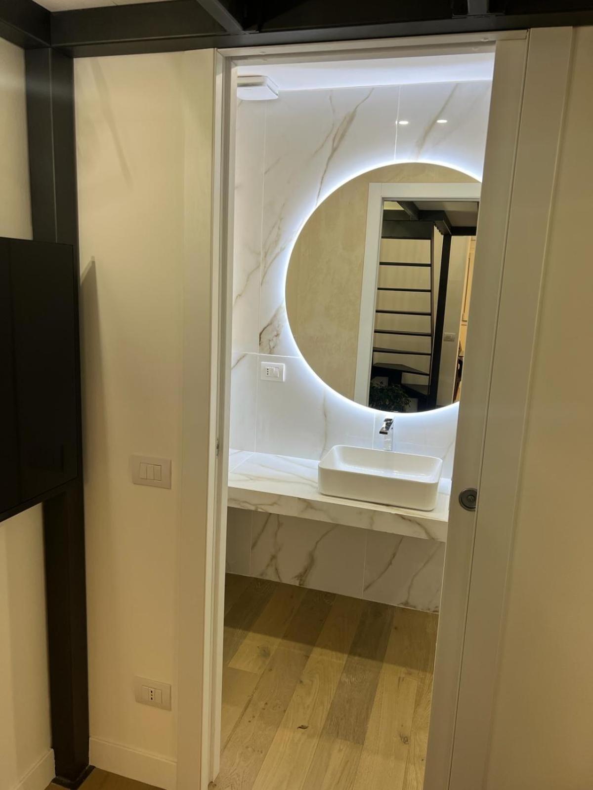 Cortivo House Suite Perugino 8 มิลาน ภายนอก รูปภาพ